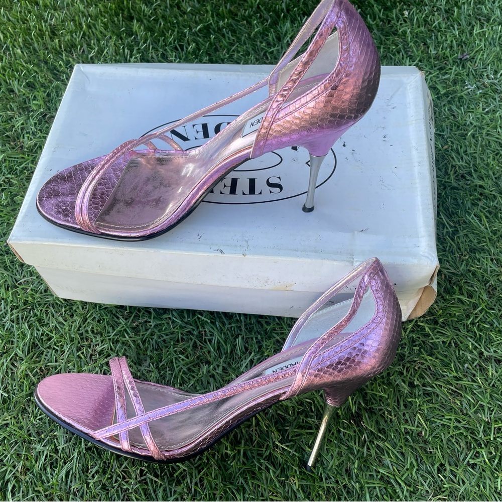 Steve Madden Scales Pink Python High Heels Sz(8) - image 3